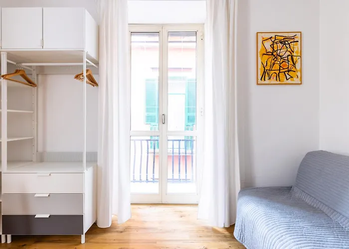 Barrio 133 - Double Bedroom In Center By Napoliapartments