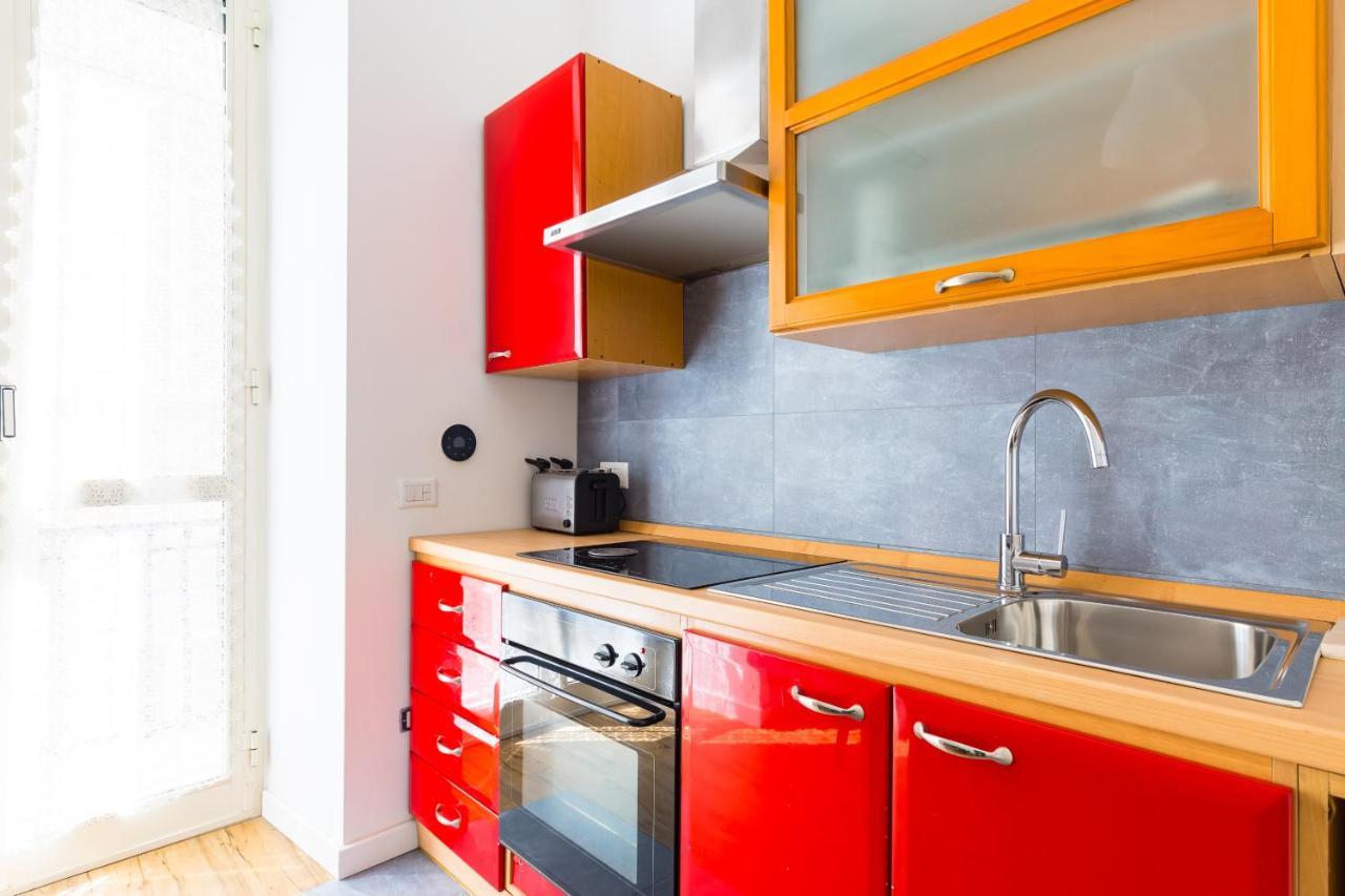 Barrio 133 - Double Bedroom In Center By Napoliapartments Naples