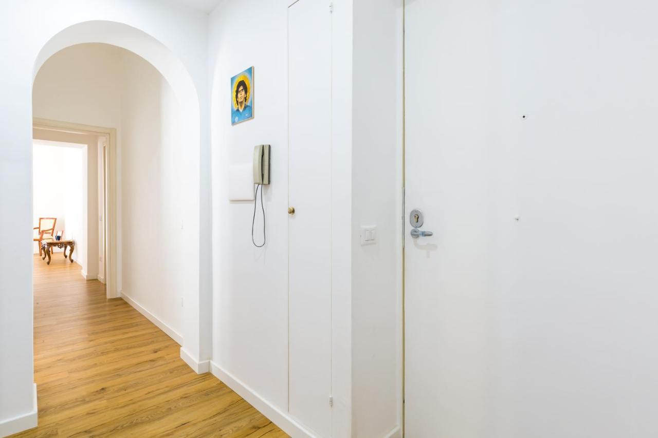 Barrio 133 - Double Bedroom In Center By Napoliapartments *