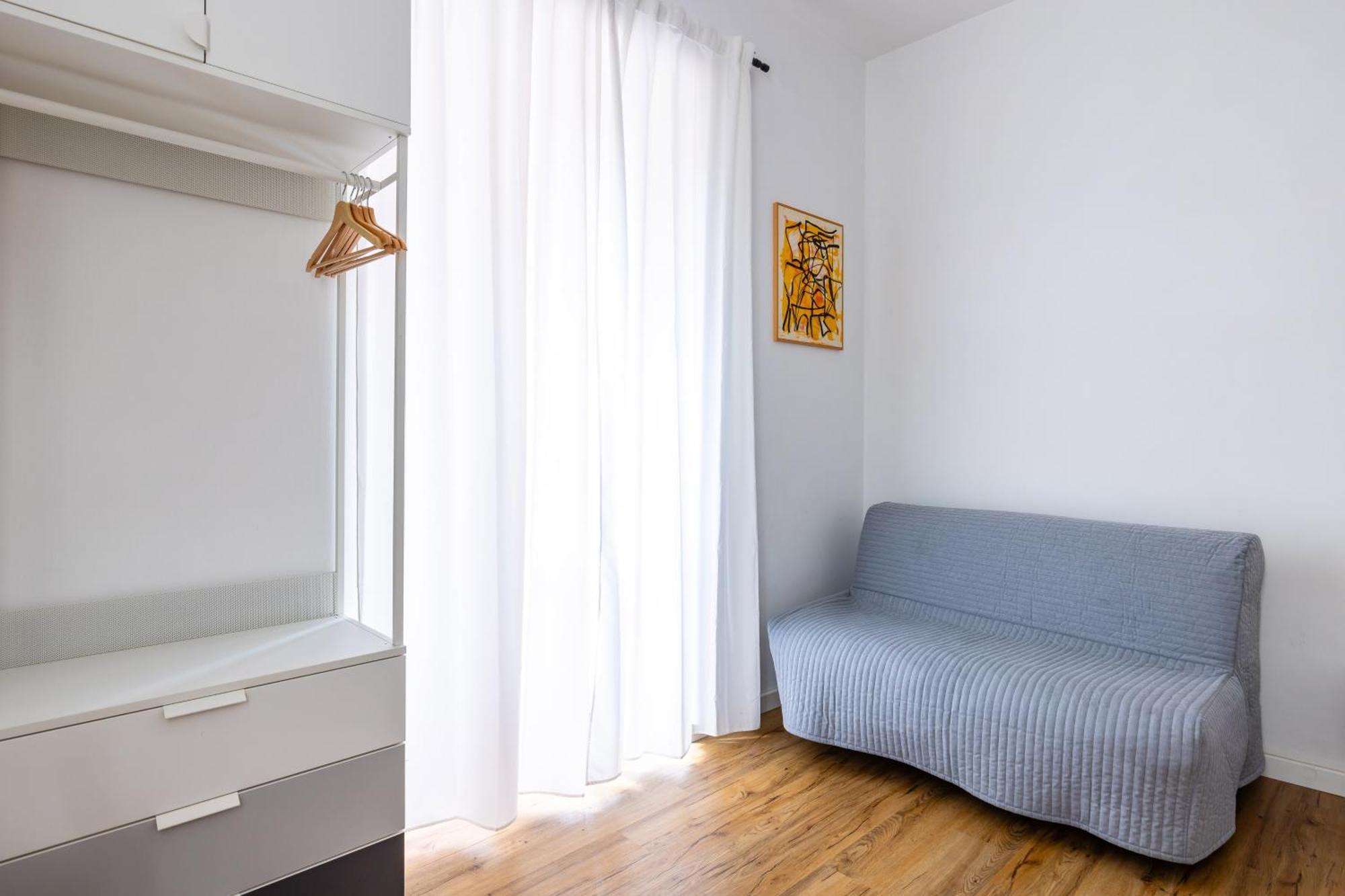 Apartment Barrio 133 - Double Bedroom In Center By Napoliapartments